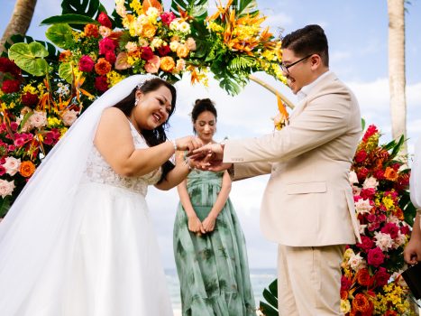 BEACH WEDDING IN HOI AN VIET NAM . DESTINATION WEDDING